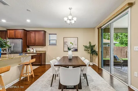 7587 Fanning Drive Jacksonville FL 32244