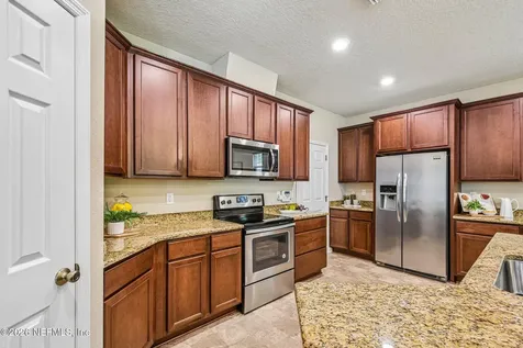 7587 Fanning Drive Jacksonville FL 32244