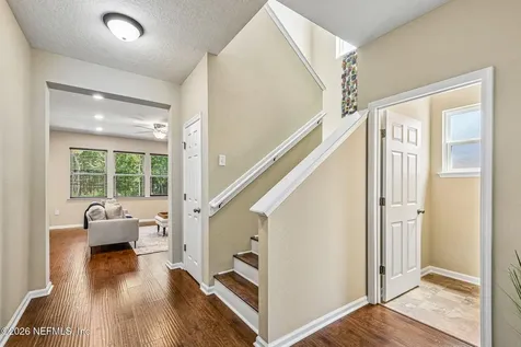 7587 Fanning Drive Jacksonville FL 32244