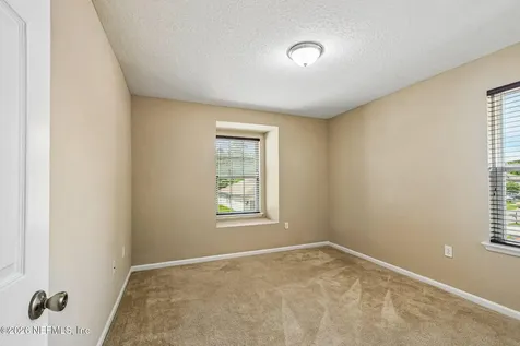 7587 Fanning Drive Jacksonville FL 32244