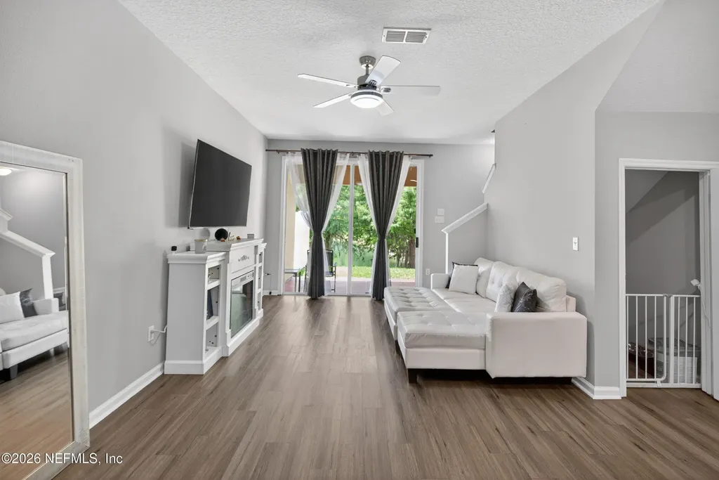 6078 Bartram Village Drive Jacksonville FL 32258