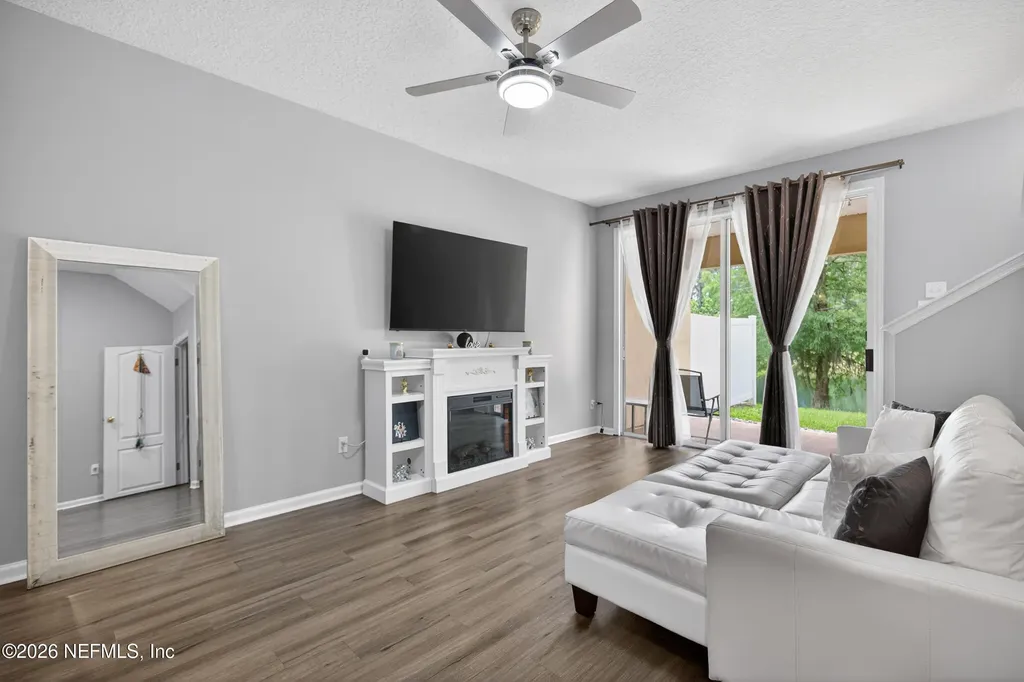 6078 Bartram Village Drive Jacksonville FL 32258