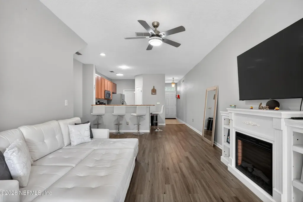 6078 Bartram Village Drive Jacksonville FL 32258