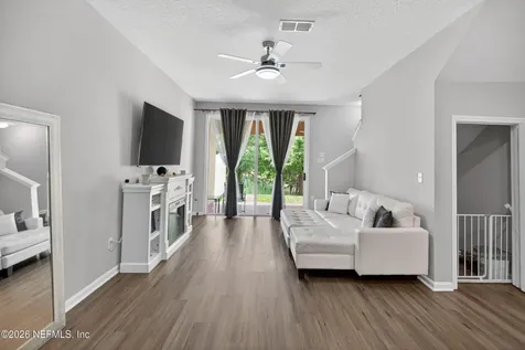 6078 Bartram Village Drive Jacksonville FL 32258