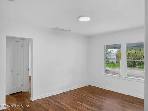 2229 Home Park Circle E Jacksonville FL 32207