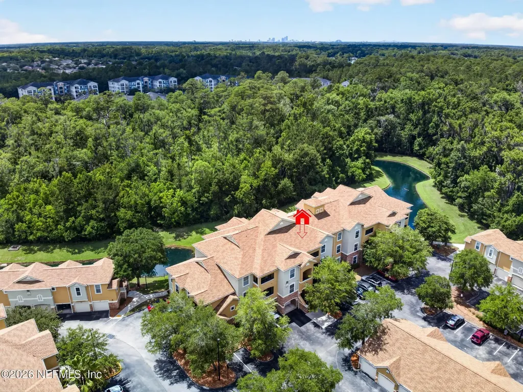 8539 Gate Parkway W Jacksonville FL 32216