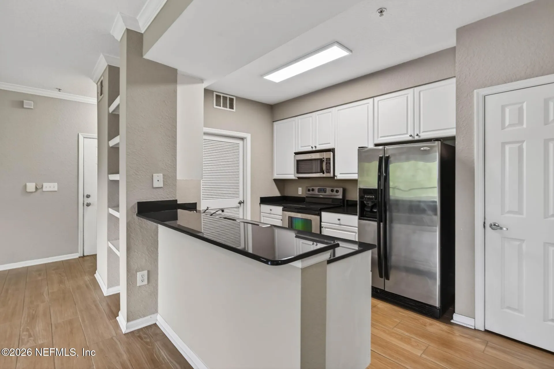 8539 Gate Parkway W Jacksonville FL 32216