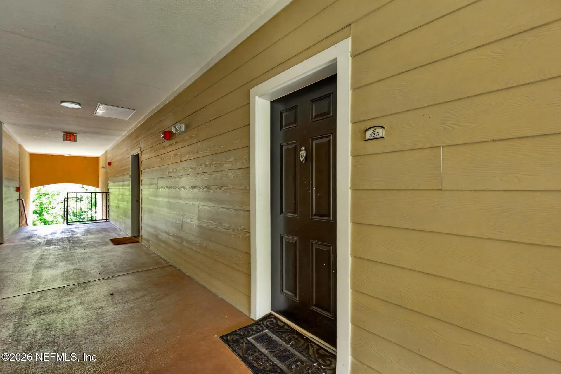 8539 Gate Parkway W Jacksonville FL 32216