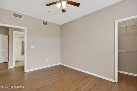 8539 Gate Parkway W Jacksonville FL 32216