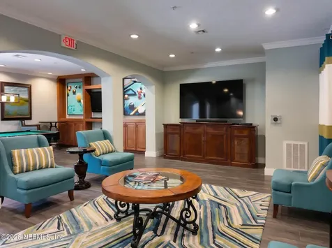 8539 Gate Parkway W Jacksonville FL 32216