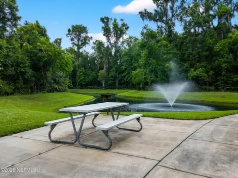 8539 Gate Parkway W Jacksonville FL 32216