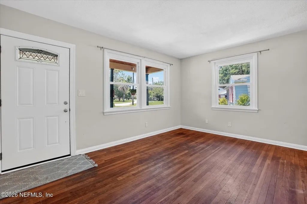 5503 Lakewood Circle E Jacksonville FL 32207