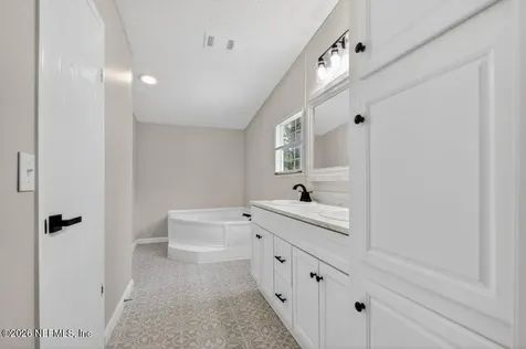 1631 Westwood Court Jacksonville FL 32234