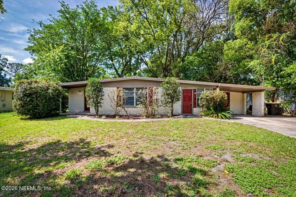 7010 Arques Road Jacksonville FL 32205