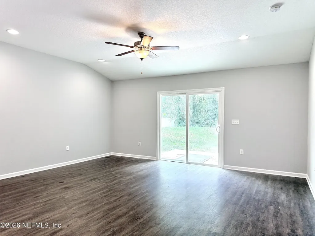 6822 Mcmullin Street Jacksonville FL 32210