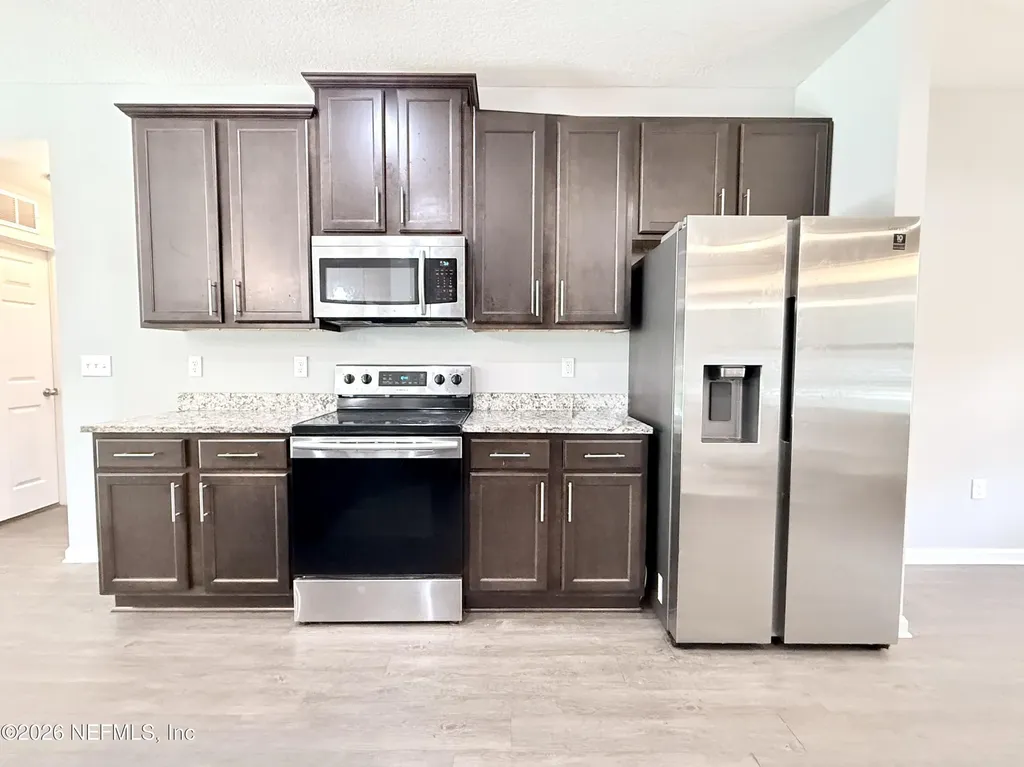 6822 Mcmullin Street Jacksonville FL 32210