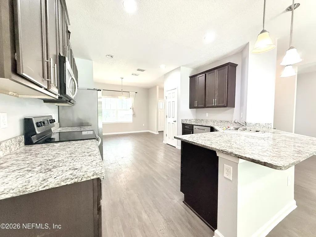 6822 Mcmullin Street Jacksonville FL 32210