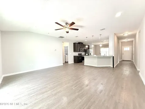 6822 Mcmullin Street Jacksonville FL 32210