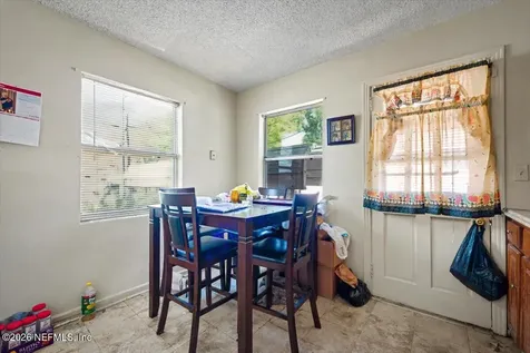 1003 Dixon Street S Jacksonville FL 32254