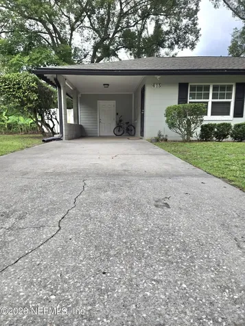 615 Luna Court Jacksonville FL 32205