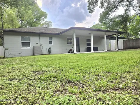 615 Luna Court Jacksonville FL 32205