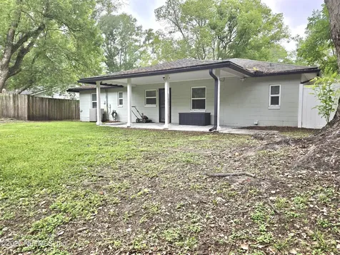 615 Luna Court Jacksonville FL 32205