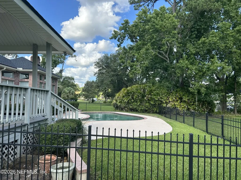 1816 Oak Park Circle Green Cove Springs FL 32043