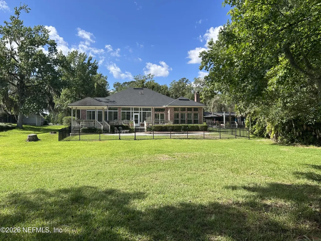 1816 Oak Park Circle Green Cove Springs FL 32043