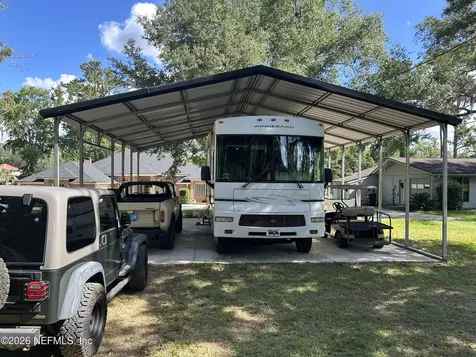 1816 Oak Park Circle Green Cove Springs FL 32043