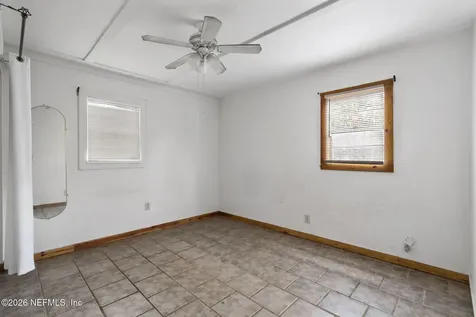614 3rd Avenue S Jacksonville Beach FL 32250