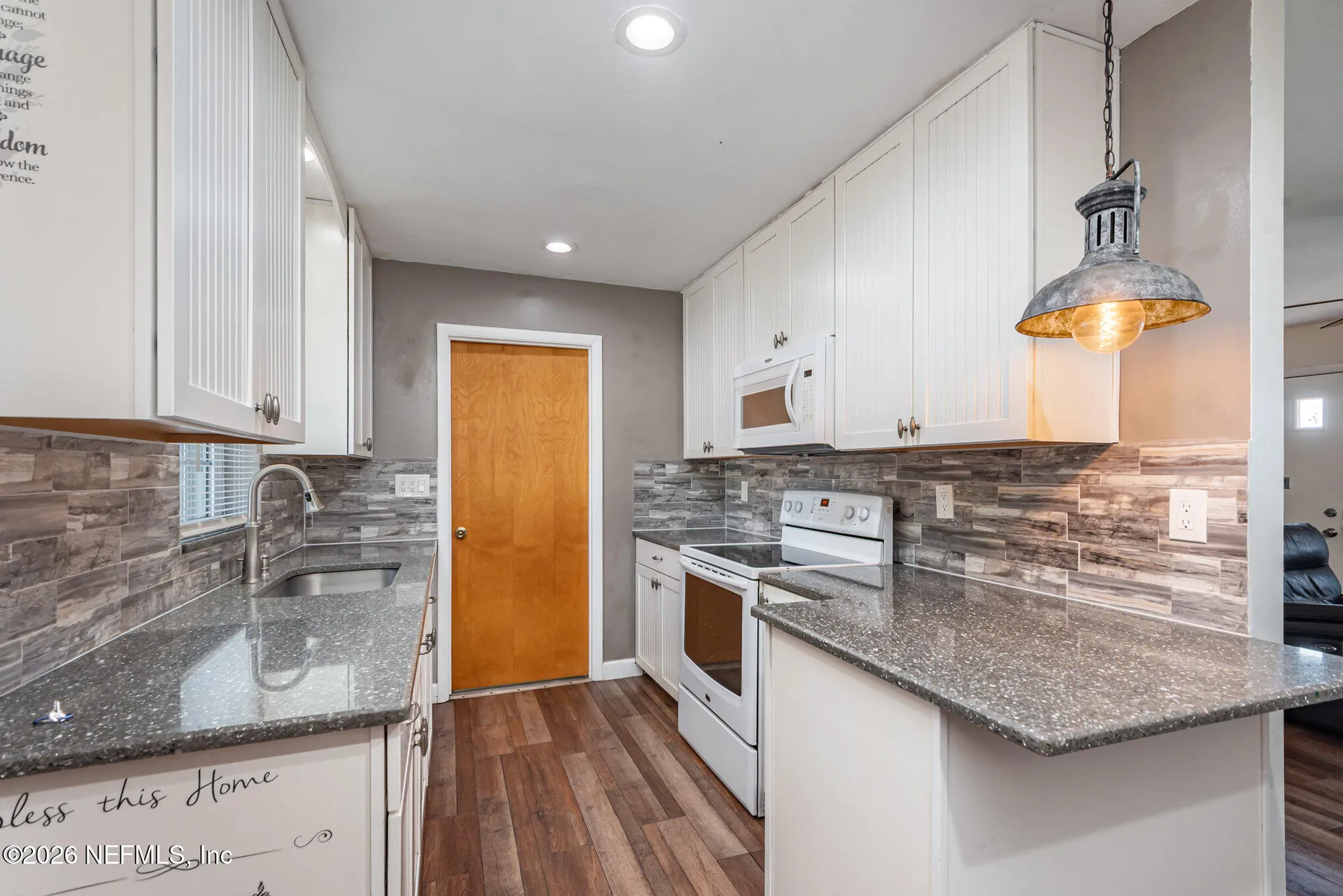 404 Grand Rondo E Crescent City FL 32112