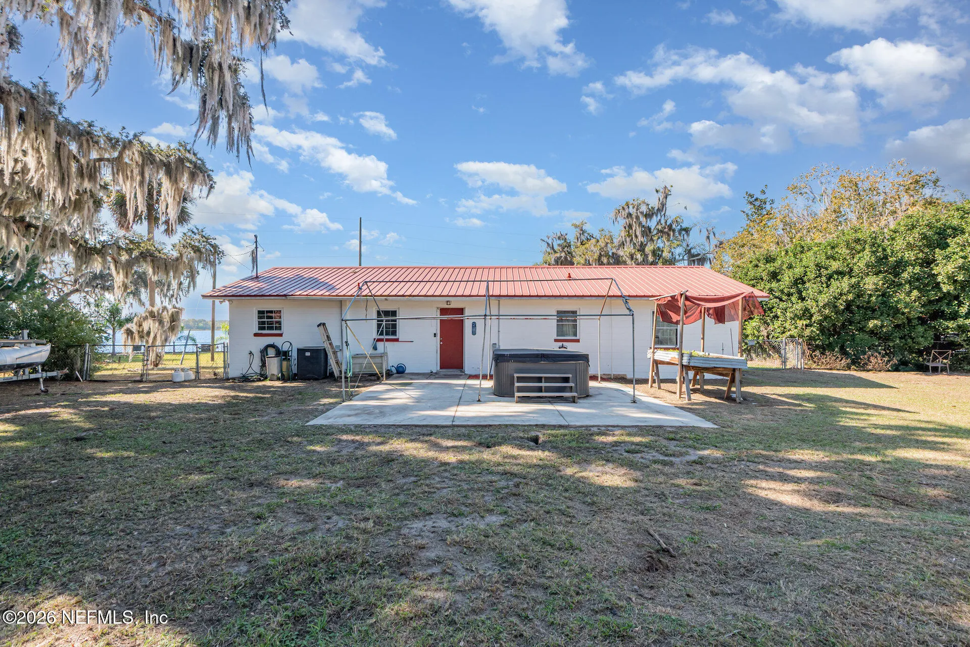 404 Grand Rondo E Crescent City FL 32112
