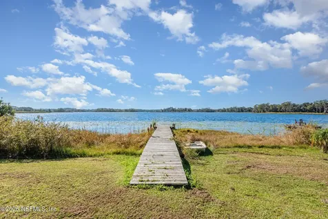 404 Grand Rondo E Crescent City FL 32112