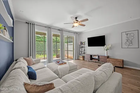 7490 Scarlet Ibis Lane Jacksonville FL 32256