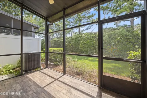 7490 Scarlet Ibis Lane Jacksonville FL 32256