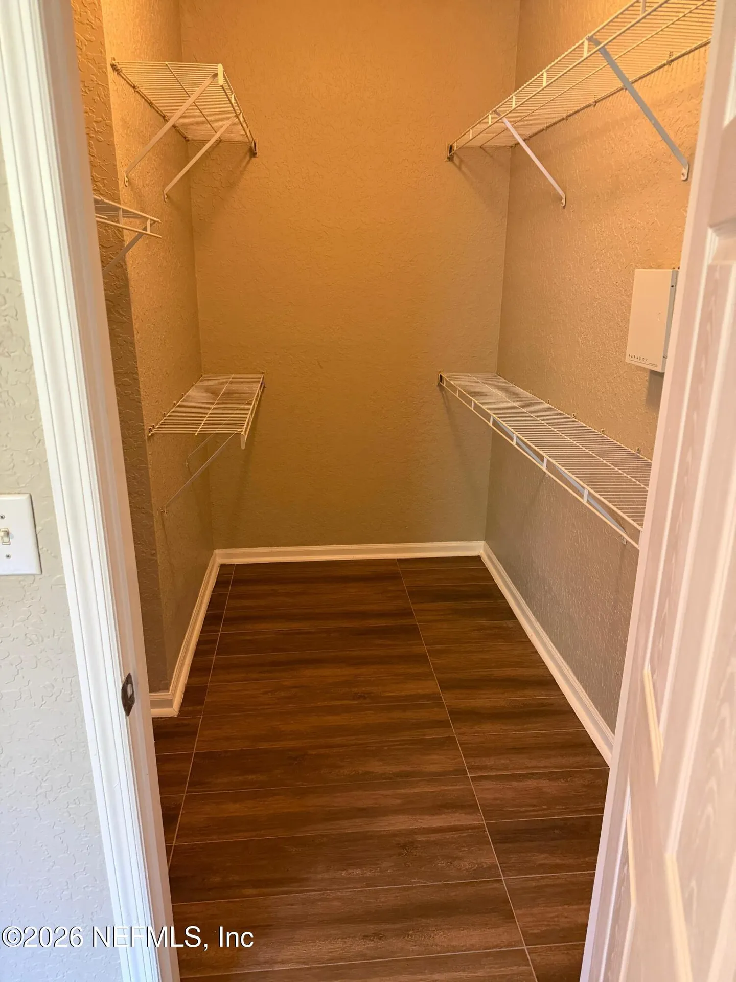 8539 Gate Parkway W Jacksonville FL 32216