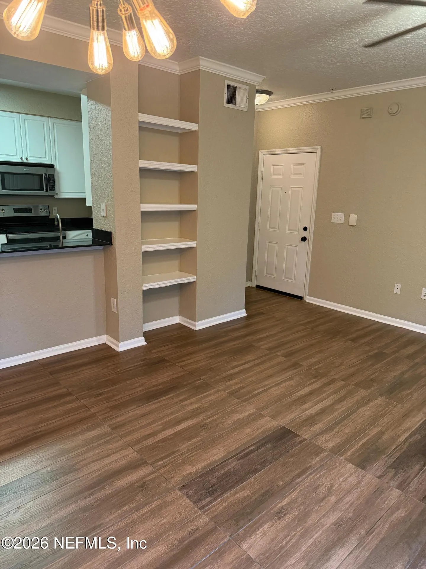 8539 Gate Parkway W Jacksonville FL 32216