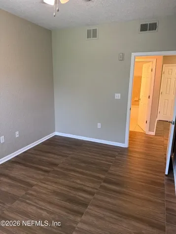 8539 Gate Parkway W Jacksonville FL 32216