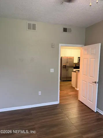 8539 Gate Parkway W Jacksonville FL 32216