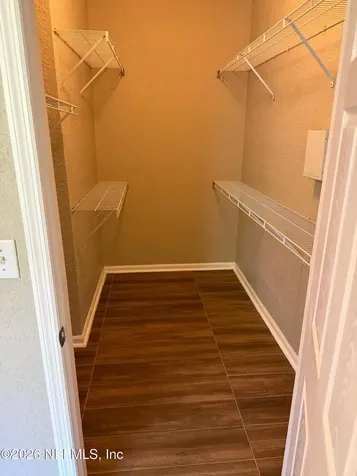 8539 Gate Parkway W Jacksonville FL 32216