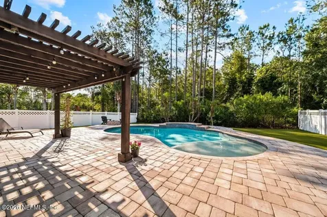 105 Weathered Oak Court St. Johns FL 32259