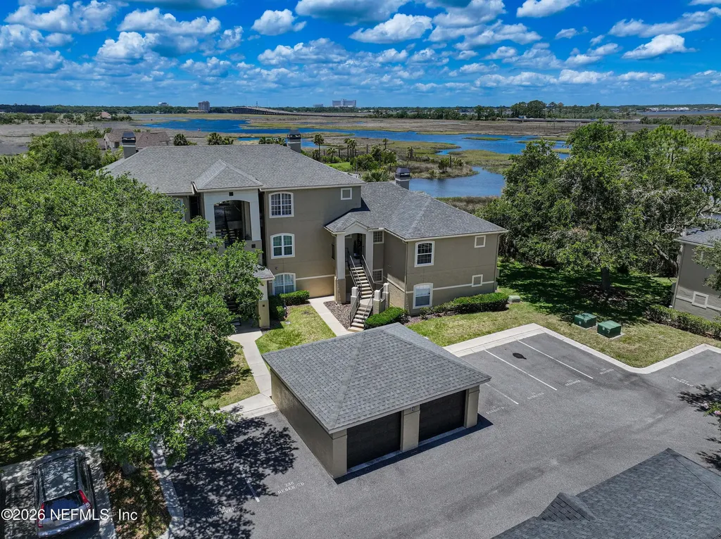 1701 The Greens Way Jacksonville Beach FL 32250