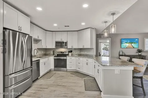 1701 The Greens Way Jacksonville Beach FL 32250
