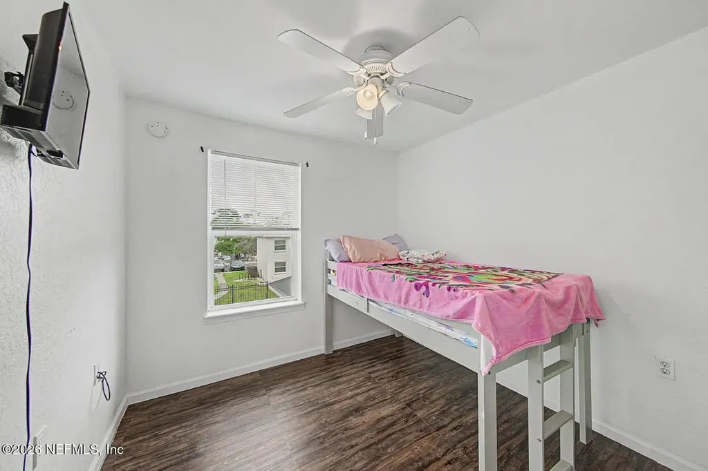 205 Oceangate Drive Atlantic Beach FL 32233