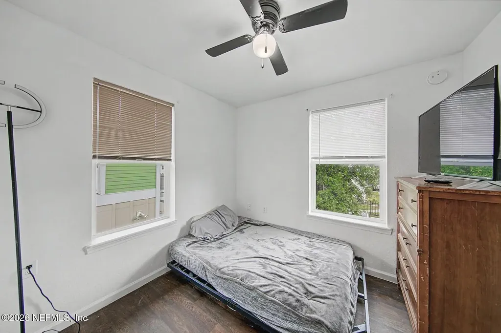 205 Oceangate Drive Atlantic Beach FL 32233