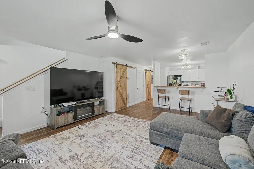 205 Oceangate Drive Atlantic Beach FL 32233