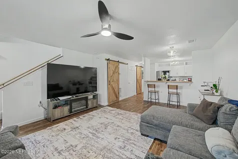 205 Oceangate Drive Atlantic Beach FL 32233