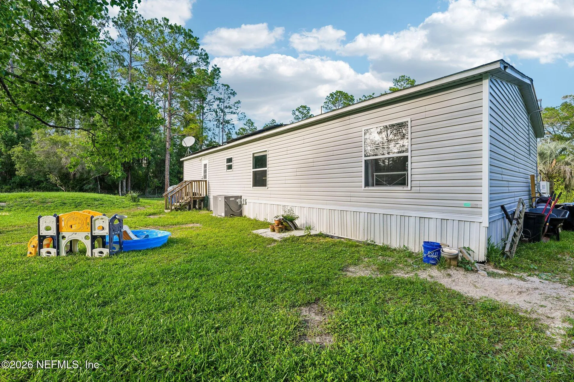 9935 Amos Avenue Hastings FL 32145