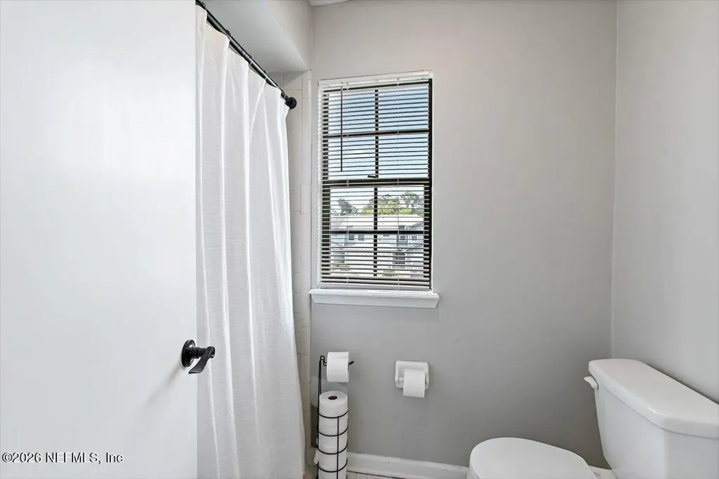 3957 Laurelwood Drive Jacksonville FL 32257