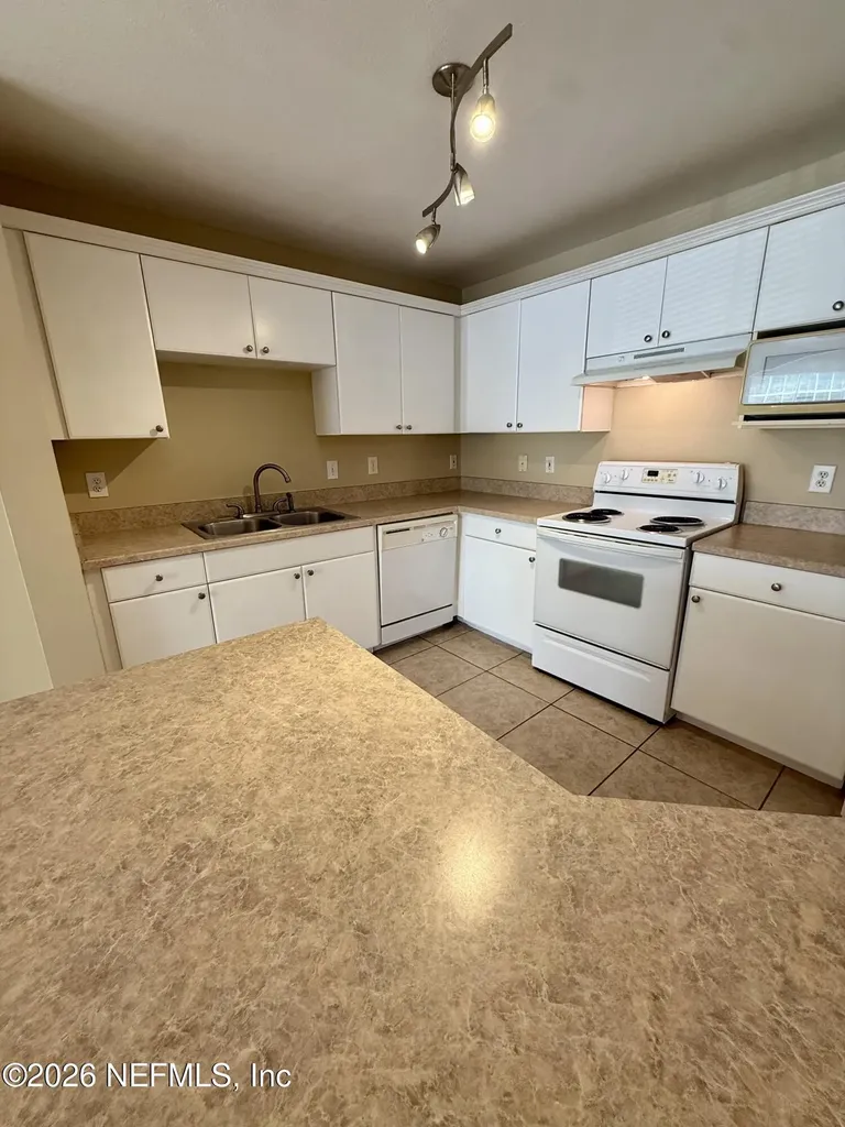 3591 Kernan Boulevard S Jacksonville FL 32224